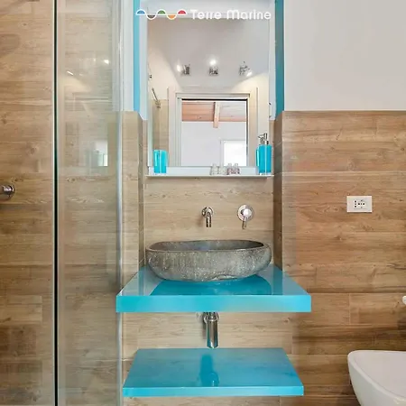 A Casa Tua Room, Terre Marine Guest house La Spezia